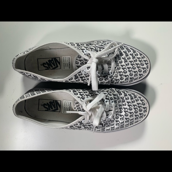 vans off the wall print shoes